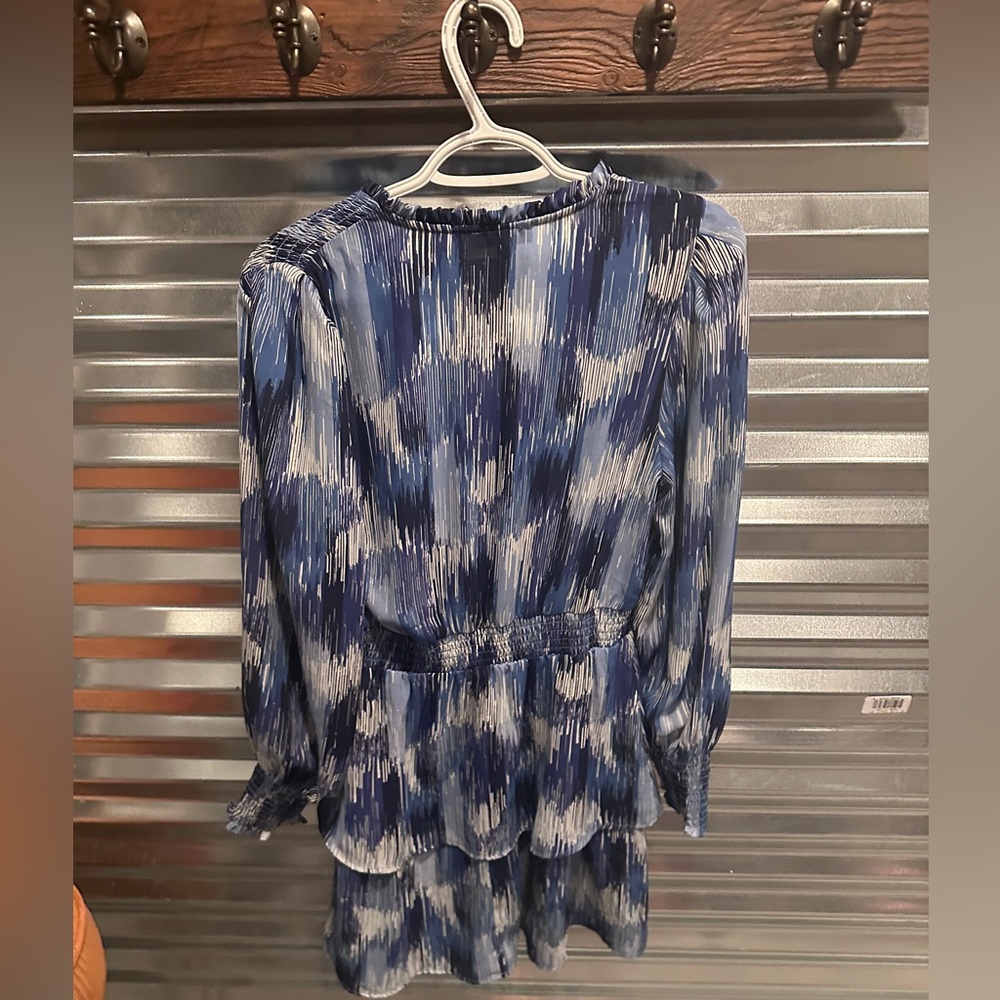 Aqua smocked long sleeve dress woman’s size small - Picture 4 of 5